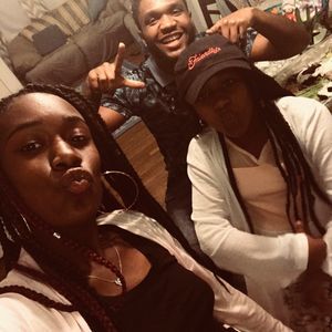 Meet your Posher, Gmvck